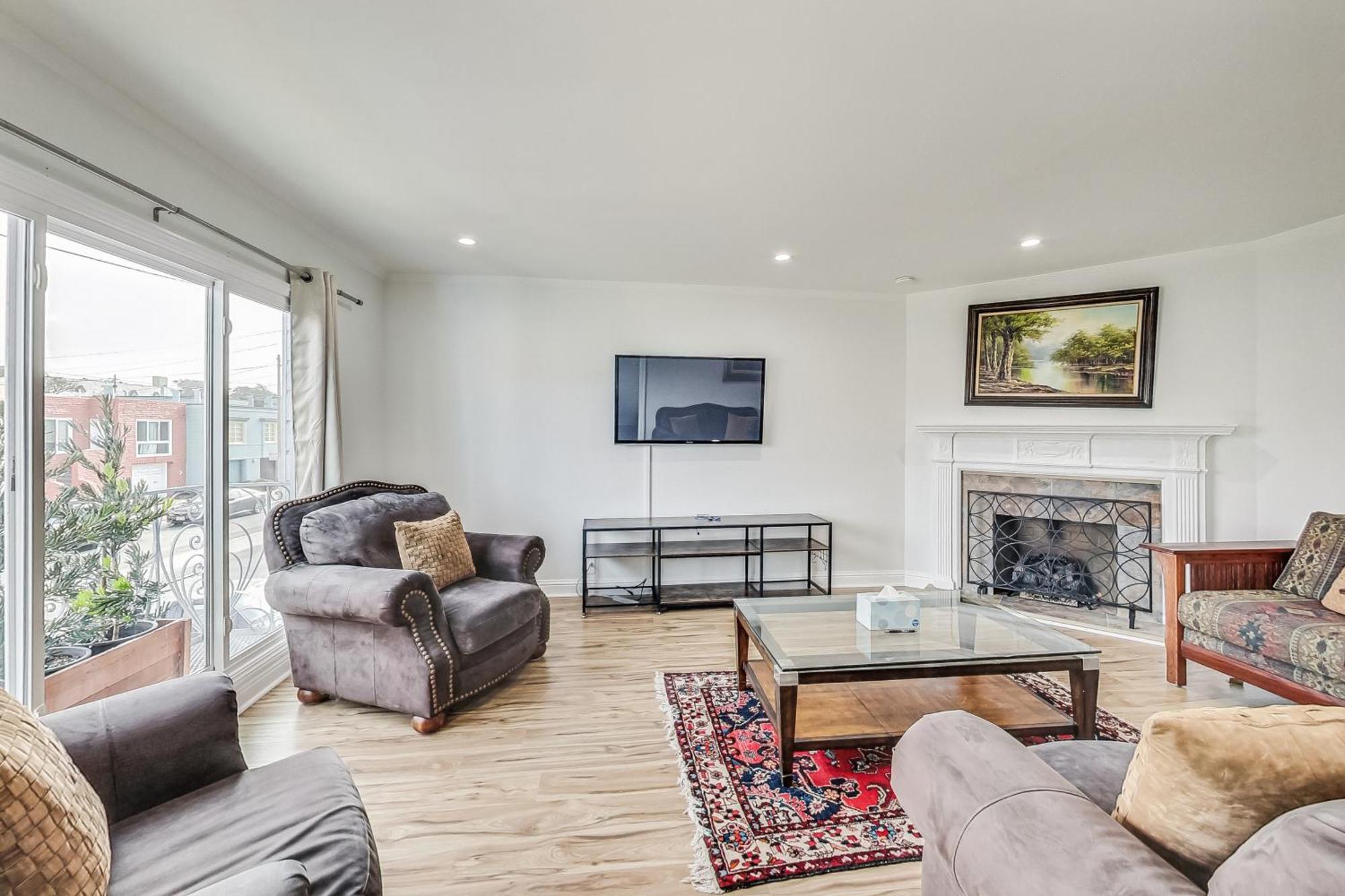 Gorgeous 4br2ba Near Ocean