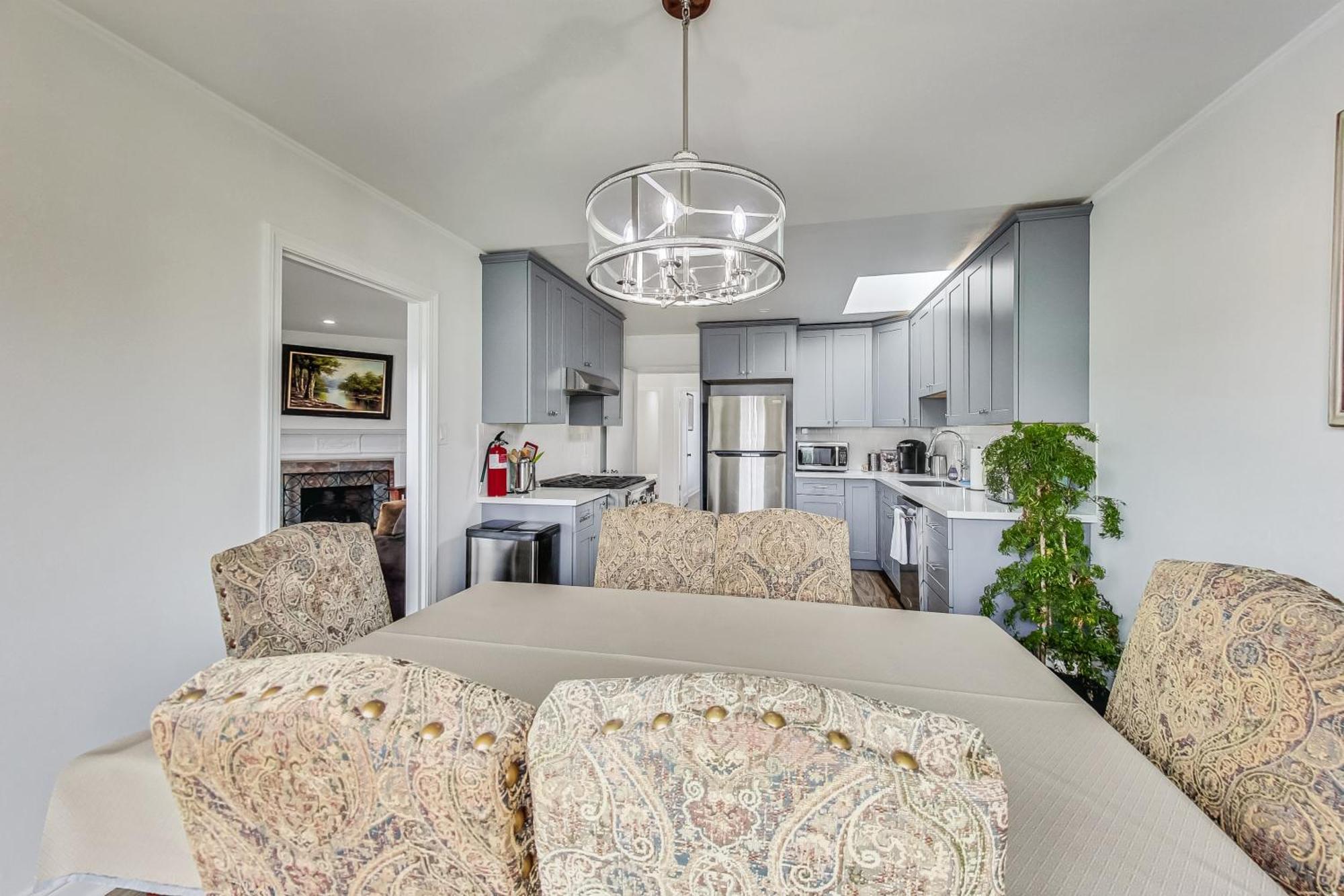 Holiday home Gorgeous 4br2ba Near Ocean *